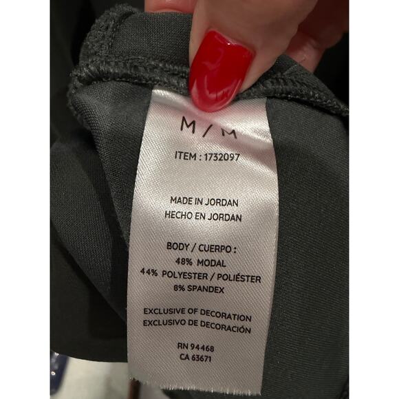 Sage Collective Olive Green Sweatshirt Top M Pockets Super Soft EUC ✨ - Picture 7 of 7